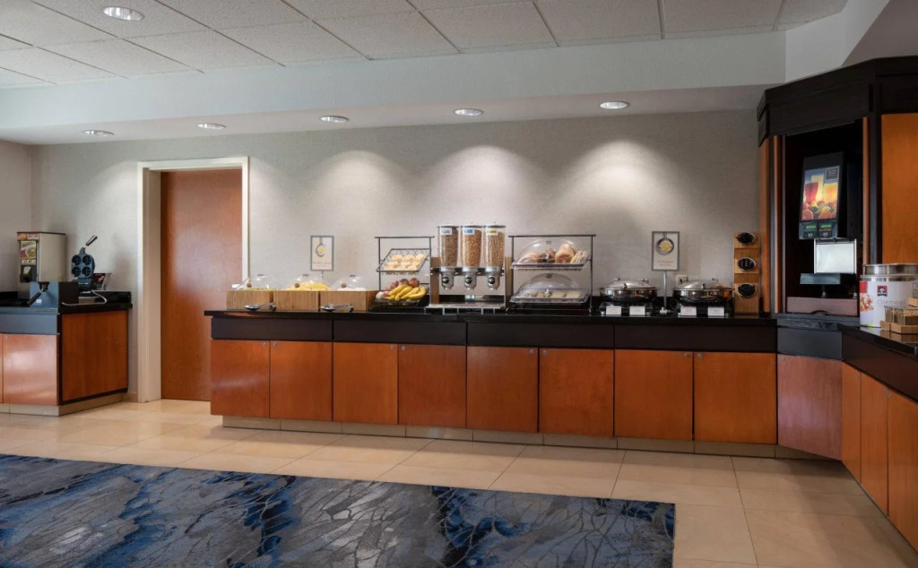 Fairfield Inn & Suites Redding