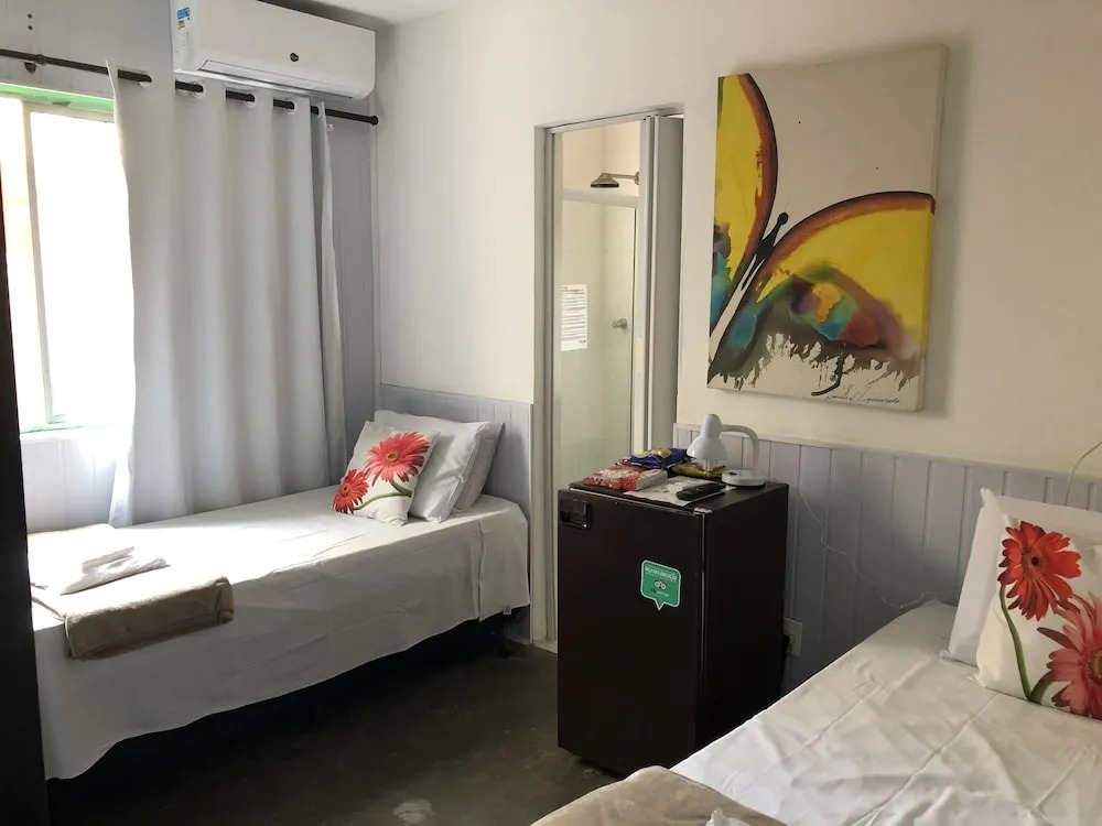 LIA Travel Inn