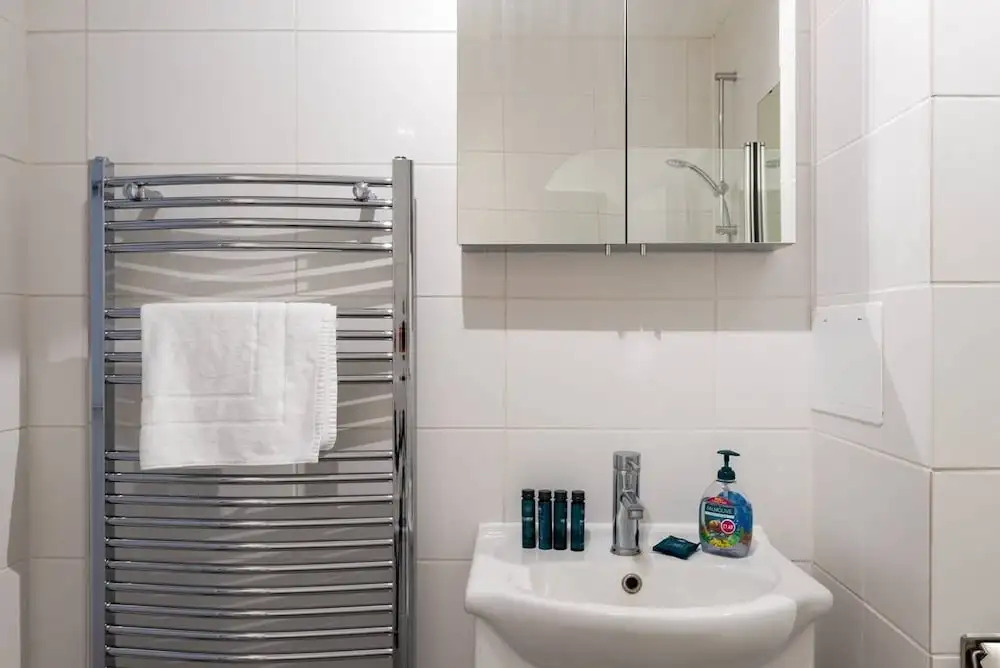 Large 3Br Flat In Canary Wharf For Up To 6