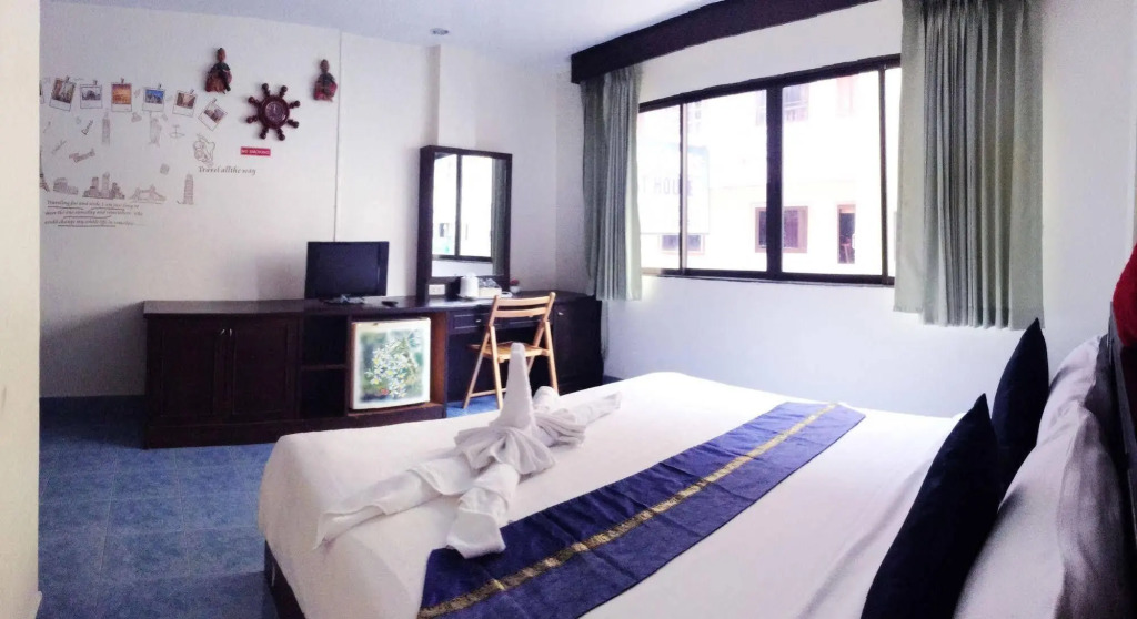 Patong Ours Guesthouse