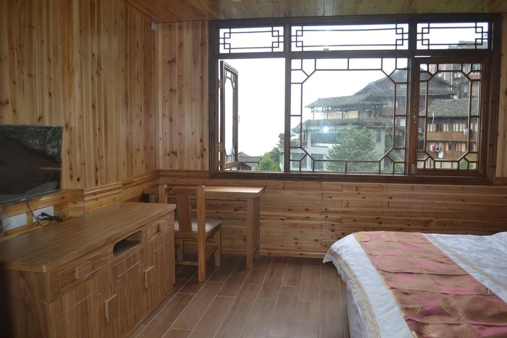 Longying Hotel