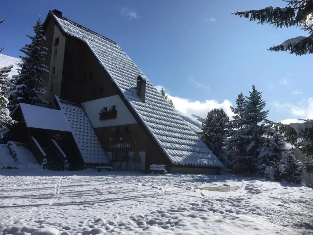 Hotel Adret