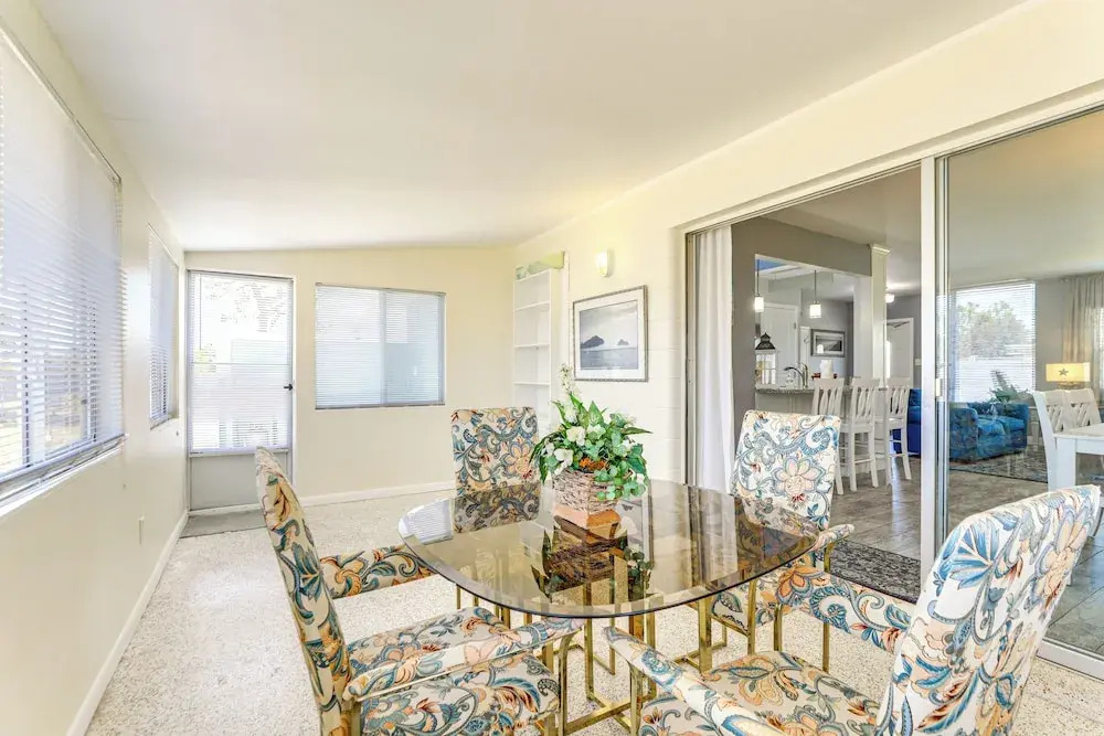 4 Mi to Venice Beach: Home w/ Patio & Yard