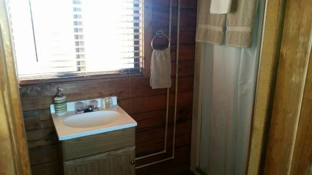 Pine Lakes Lodge