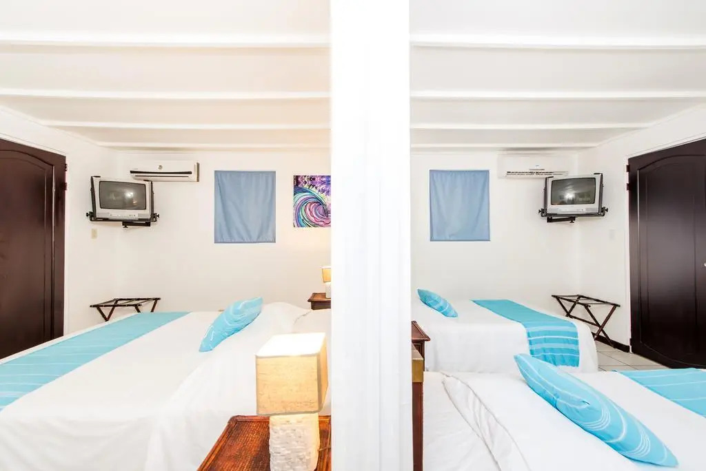 Hotel Pueblo Dorado