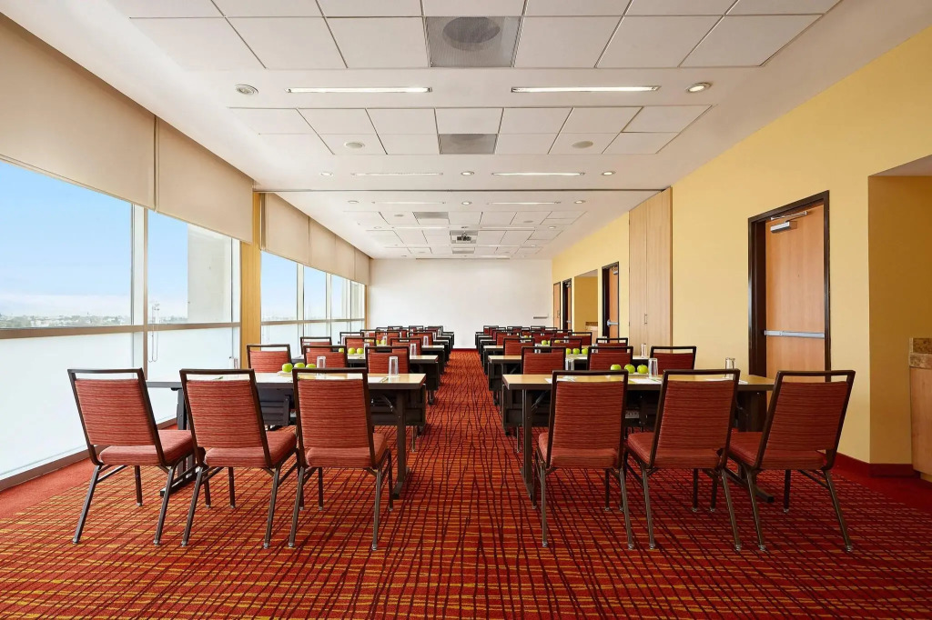 Courtyard by Marriott Leon at The Poliforum