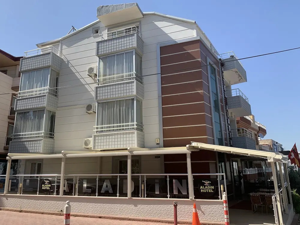 Aladin Hotel