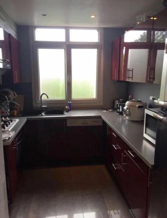 Une chambre dans un appartement, chez l’habitant