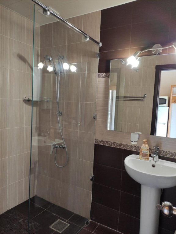 Guest House Kostandi