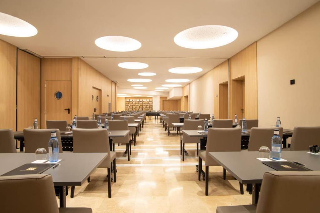 Hotel Granada Center