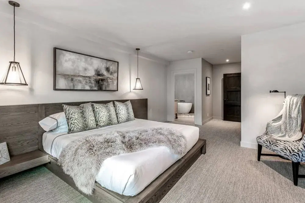 Gorgeous 4 Bedroom Ski Inout Condo In Beaver Creek Village