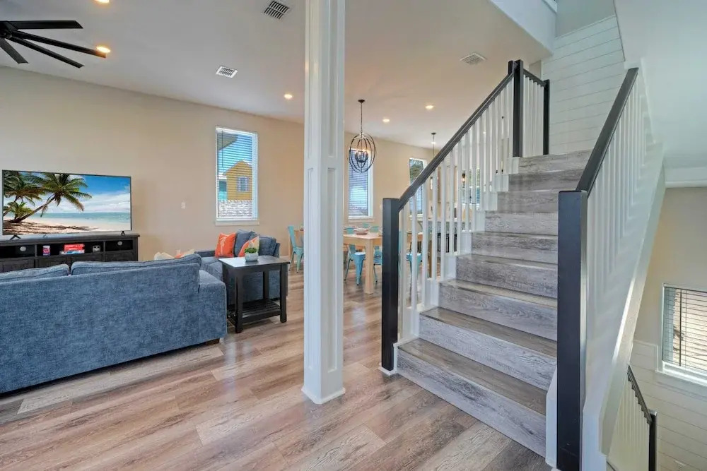La Concha Blvd #31 -