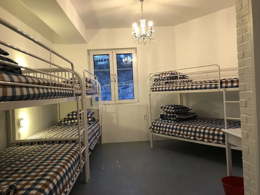 Teddy Bears Guesthouse - Hostel