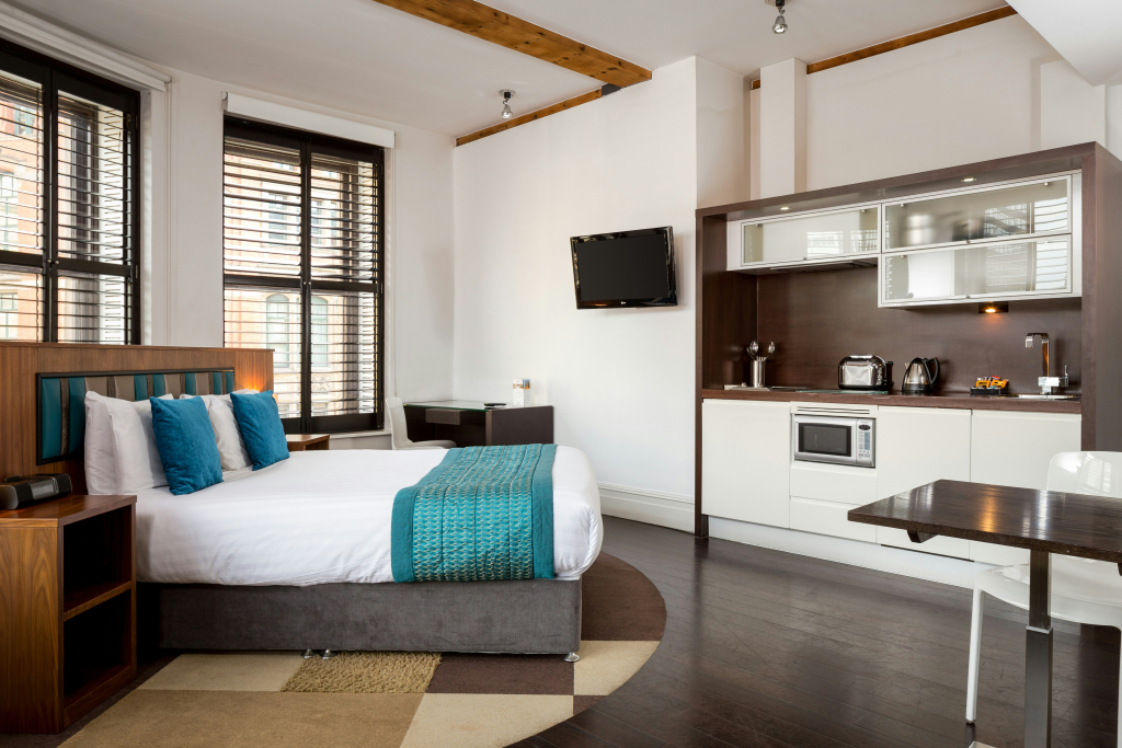 Roomzzz Manchester City