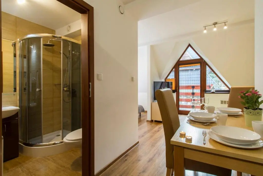 udanypobyt Apartamenty Przy Dolinach E i F