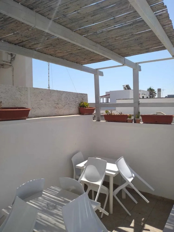 B&B Vistamareblu