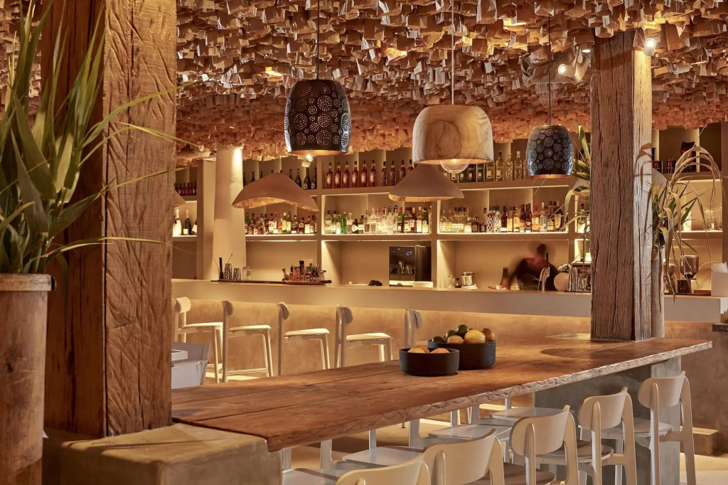 Anemos Beach Lounge Hotel