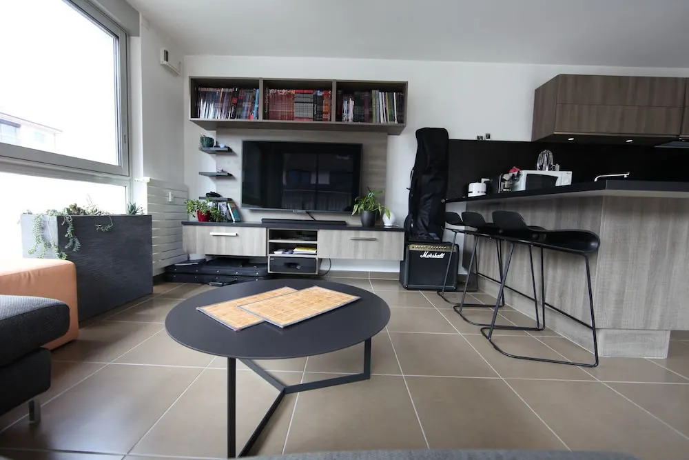 Le Paix Avec Garage
