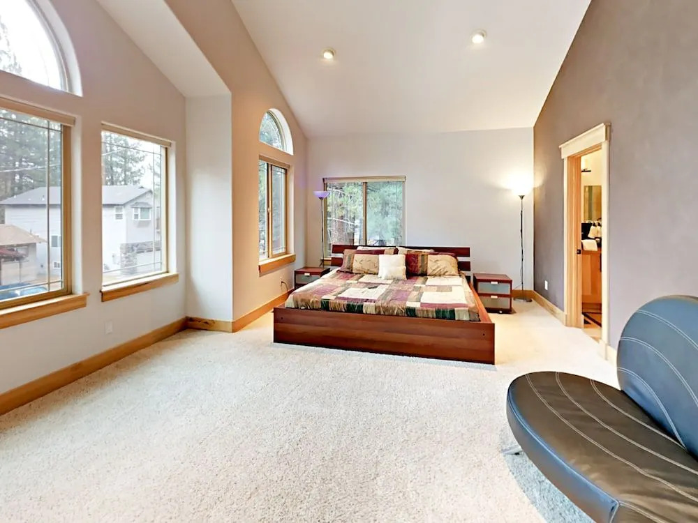 Modern South Lake Tahoe Home by RedAwning