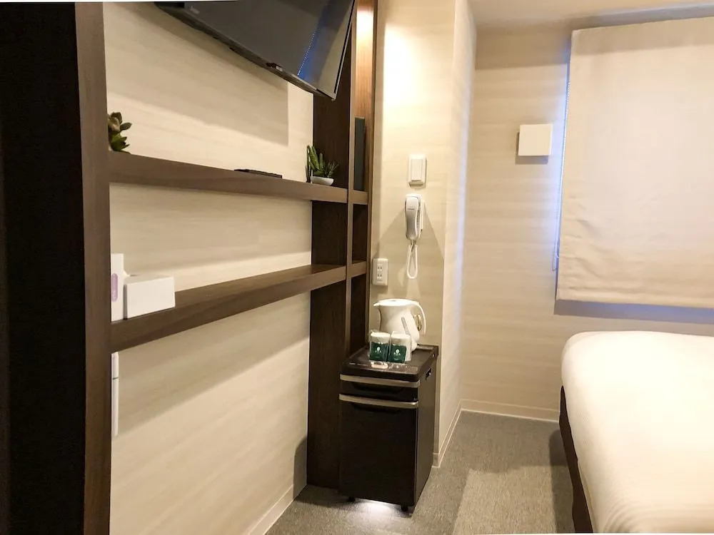 Namba Minami Crystal Hotel