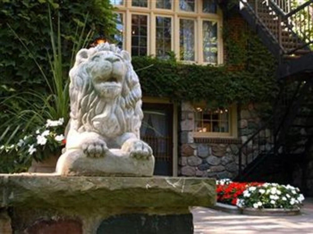 The English Inn