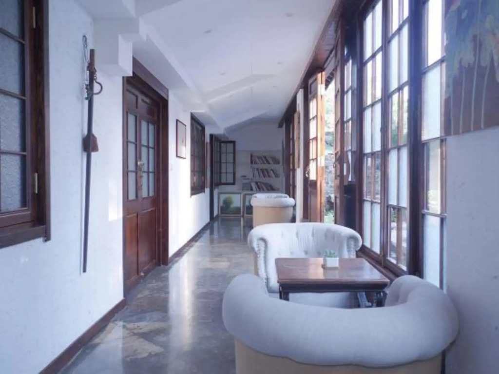 Xianting Inn