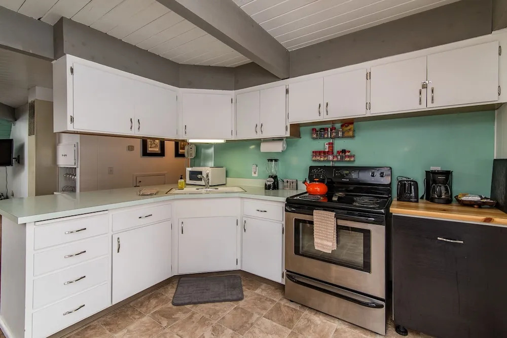 S. Lake Tahoe Home Near Ski Resorts by RedAwning