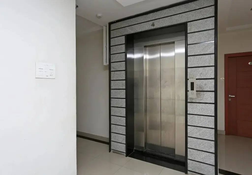 Hotel G7 By OYO Rooms