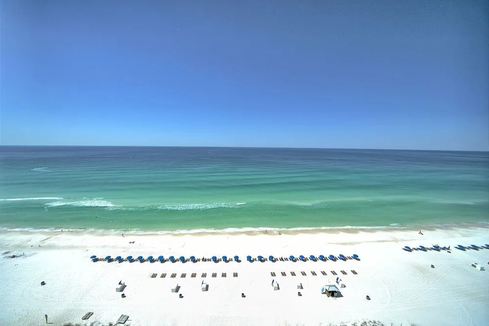 Gulf Front Condo with Beach Access and Beachside Pool - Unit 1604 by RedAwning