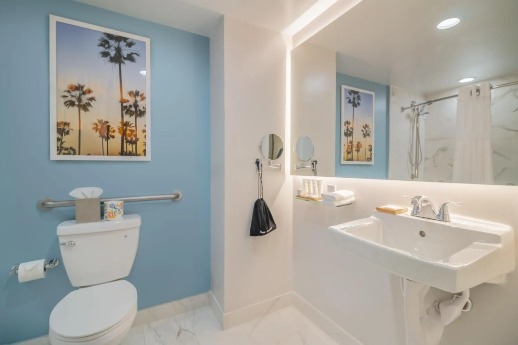 Radisson Resort Miami Beach
