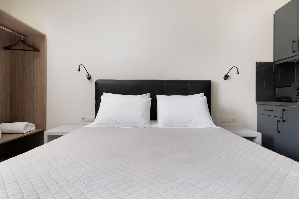 Ilios Properties - Next to Gouvia Beach