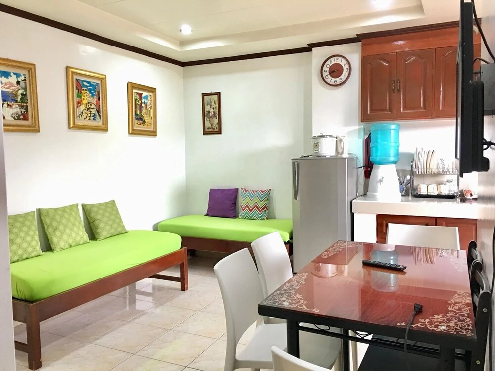 Studio 406 Ross Anne Baguio Transient