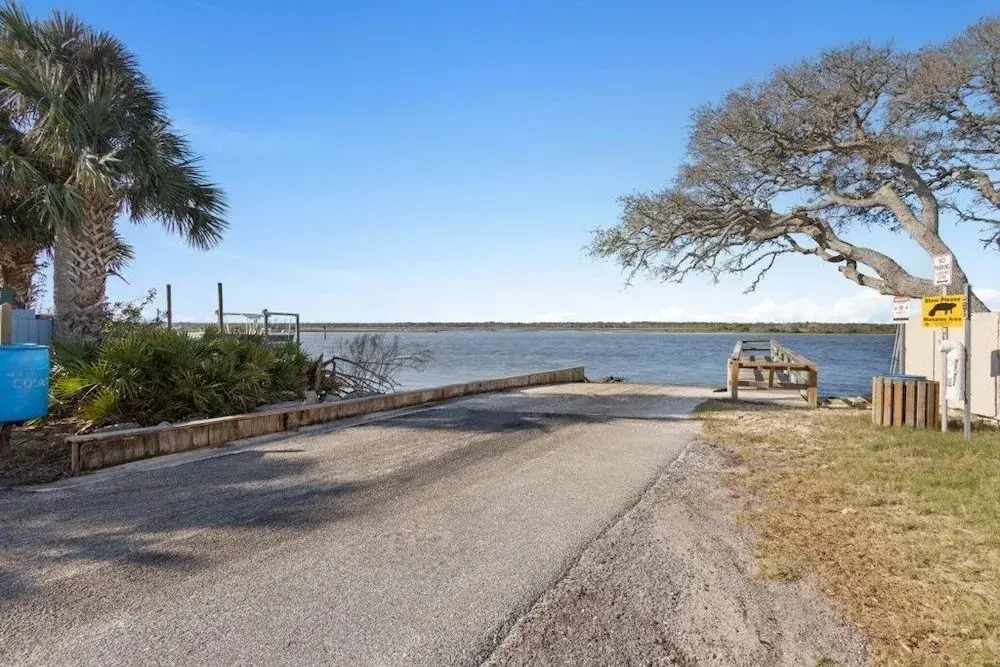 Pelican Inlet C119, Near Beach: Pool & Tennis 2 Bedroom Condo