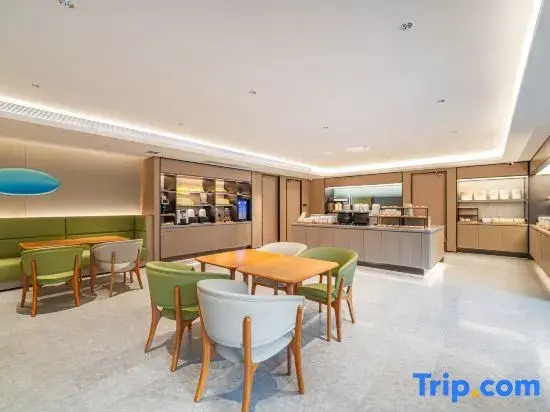 JI Hotel (Yulin Bobai Kejia Wenhua Pedestrian Street)