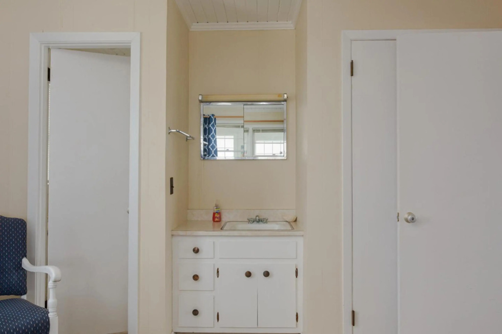 The Beach Fact Oar by Oak Island Accommodations