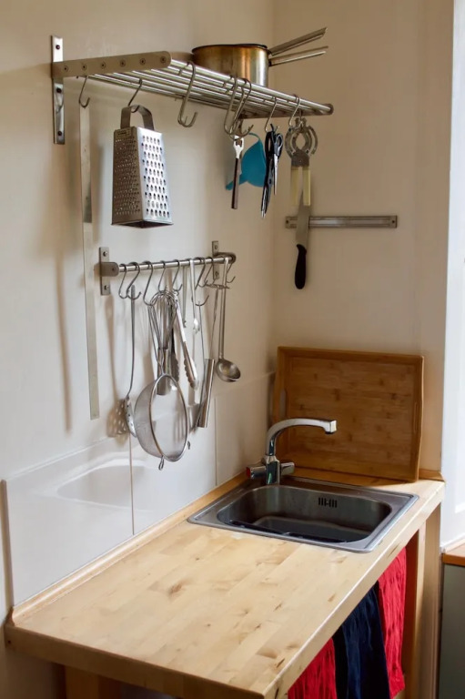1 Bedroom Ground Floor Colony Flat