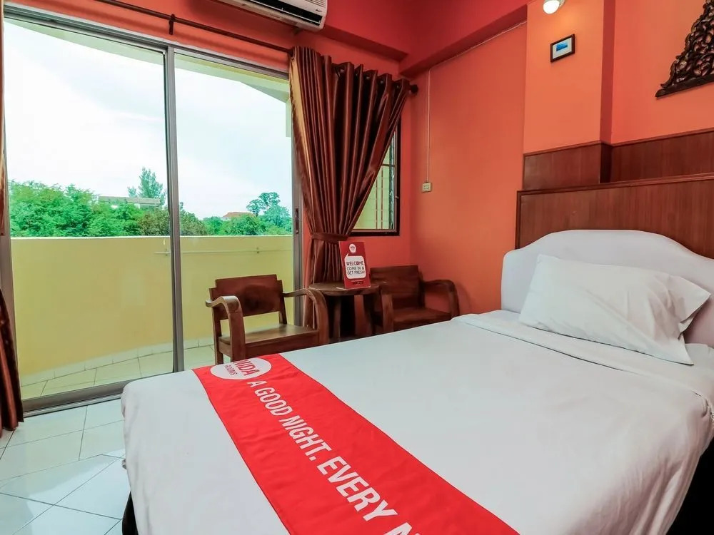 Nida Rooms Bamrungrad 89 Wat Ket Pagoda