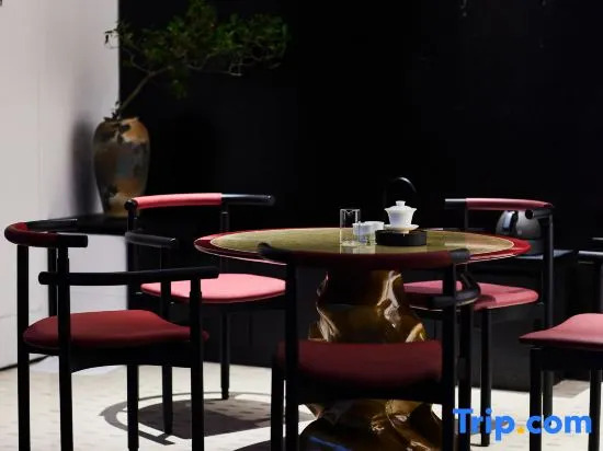 Quanzhou Lushi Homestay (West Street Kaiyuan Temple Branch)