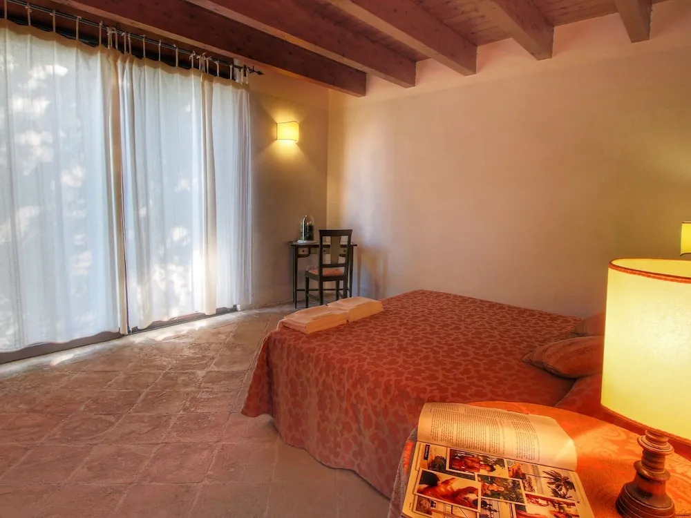 Holiday home with pool near Assisi