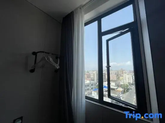 Zhuhai Panda Holiday Hotel