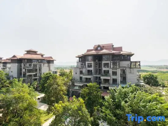 Liangting Boutique Holiday B&B (Houhai Duty-Free City Store)