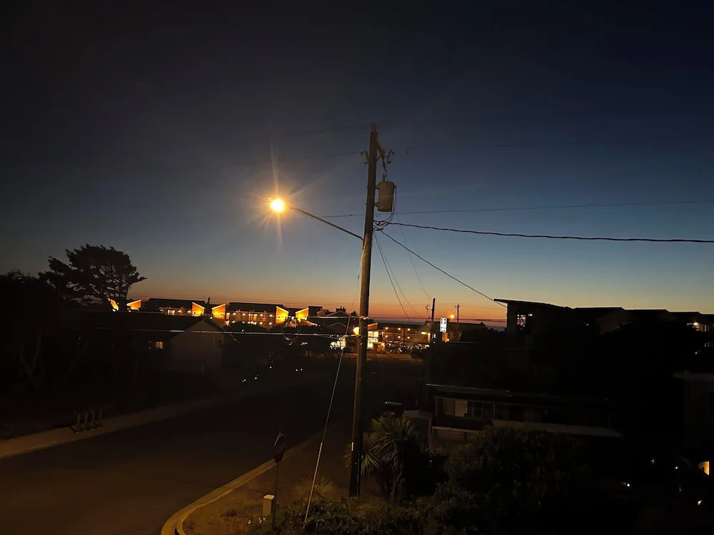 Newport Bay Motel