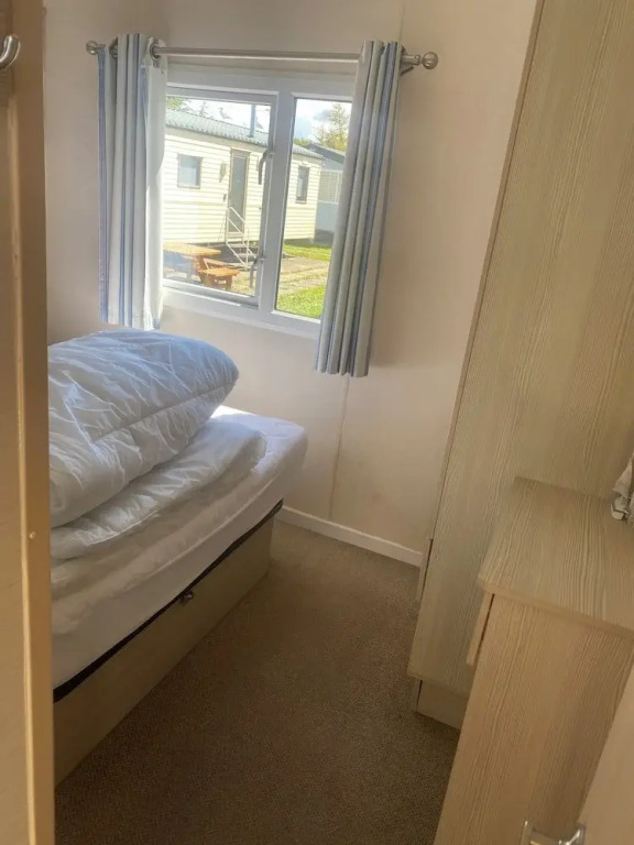 Coastal Cabin Retreat in Rhyl