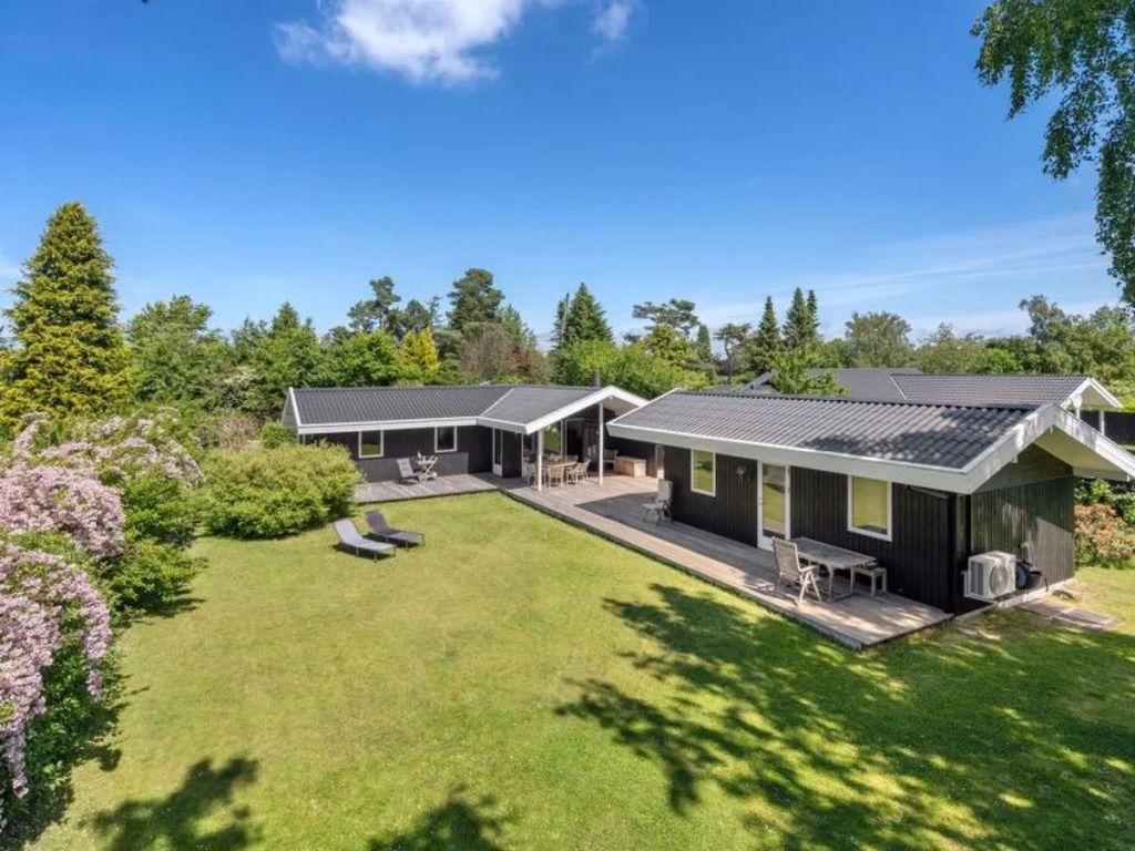 "Ingelis" - 1.3km from the sea in Sealand