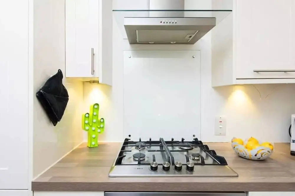 1 Bedroom Apartment In Vibrant Putney