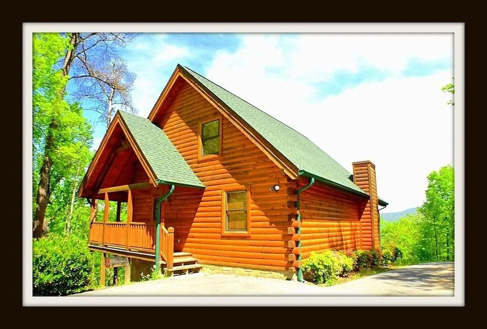 Changes in Latitude - 2 Br cabin by RedAwning