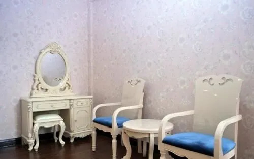 Luoyang Love Me Fashion Hotel