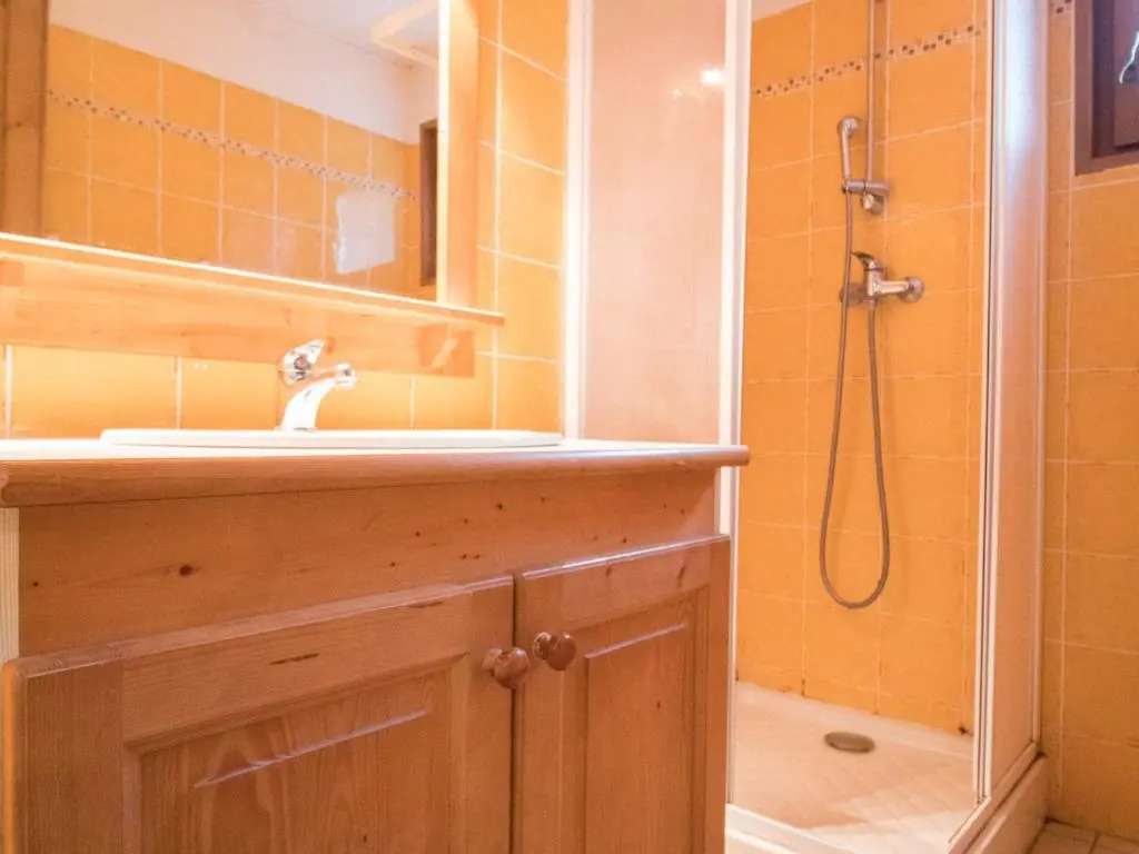 Appartement Lanslevillard, 3 pièces, 8 personnes - FR-1-508-91