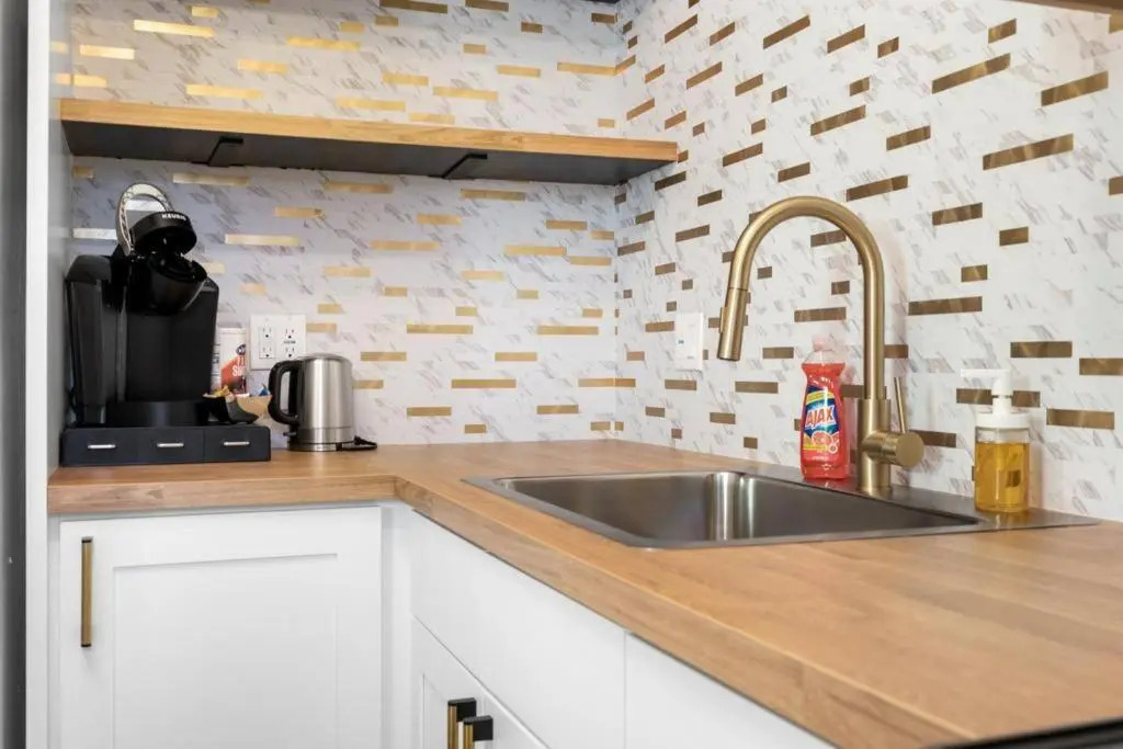 Bright Modern One BR Apartment in SFO