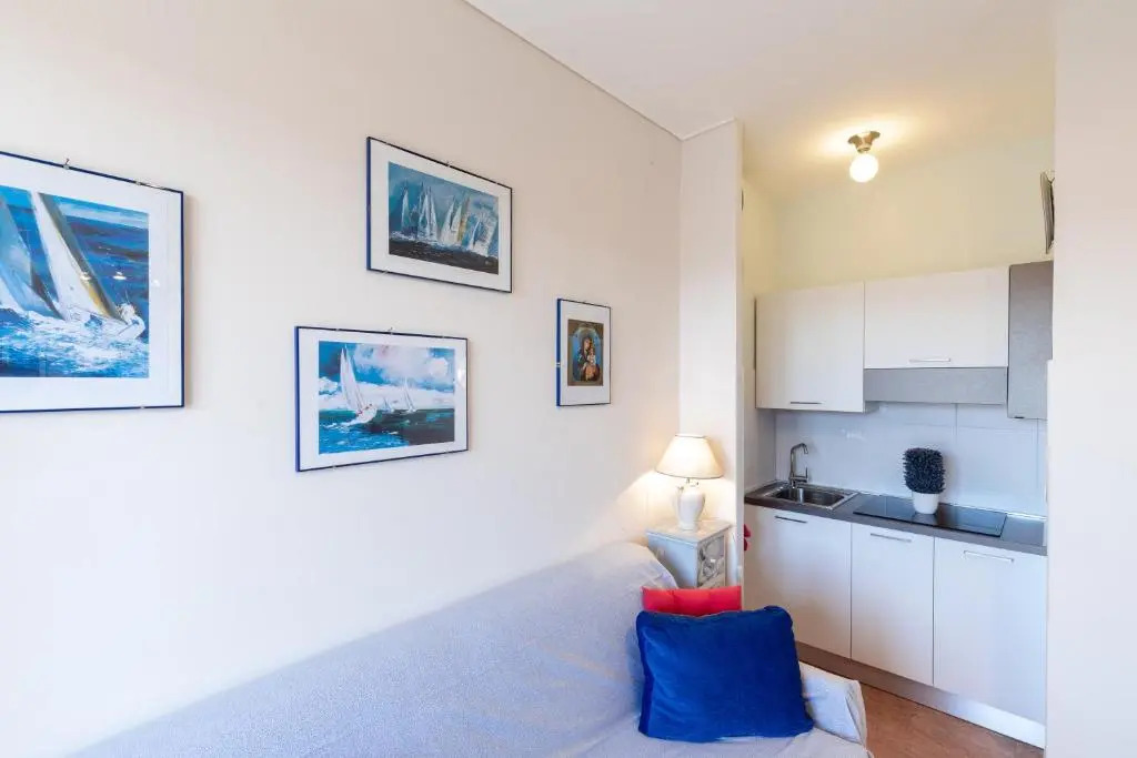 110 - Casa Sole VISTA MARE, in centro 100 metri Spiaggia